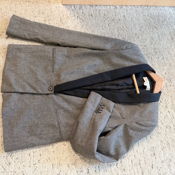 Gerard Darel size 38 (6) GUC houndstooth blazer - Picture 13 of 13